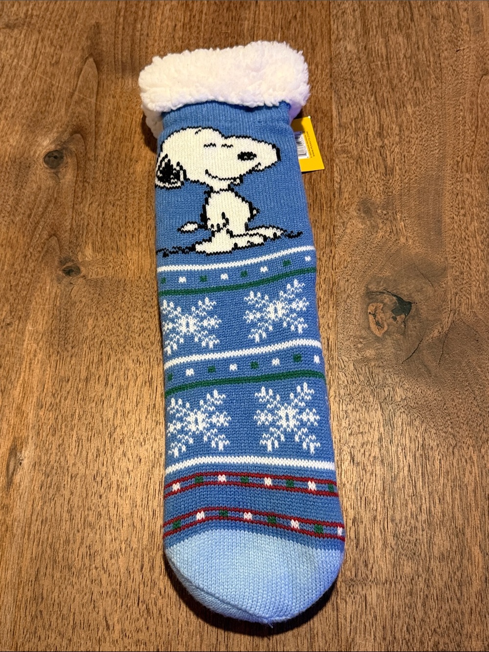 *NWT* PEANUTS Sherpa Socks - Picture 6 of 9